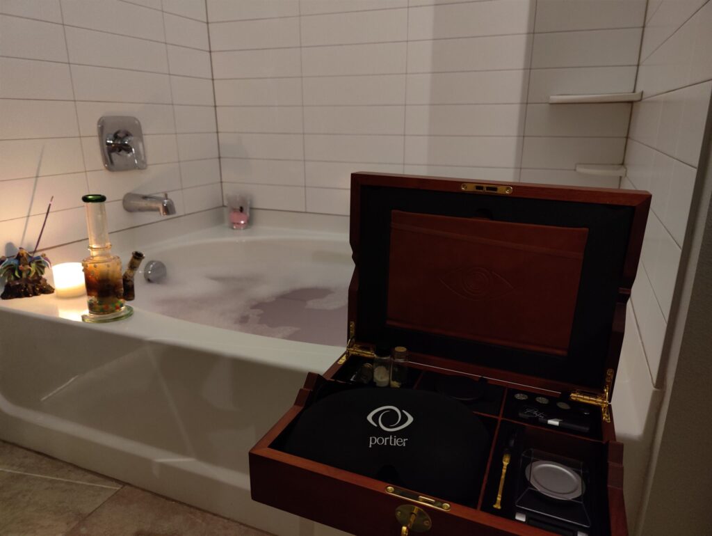 https://portiersupplies.com/product/portalbox/
